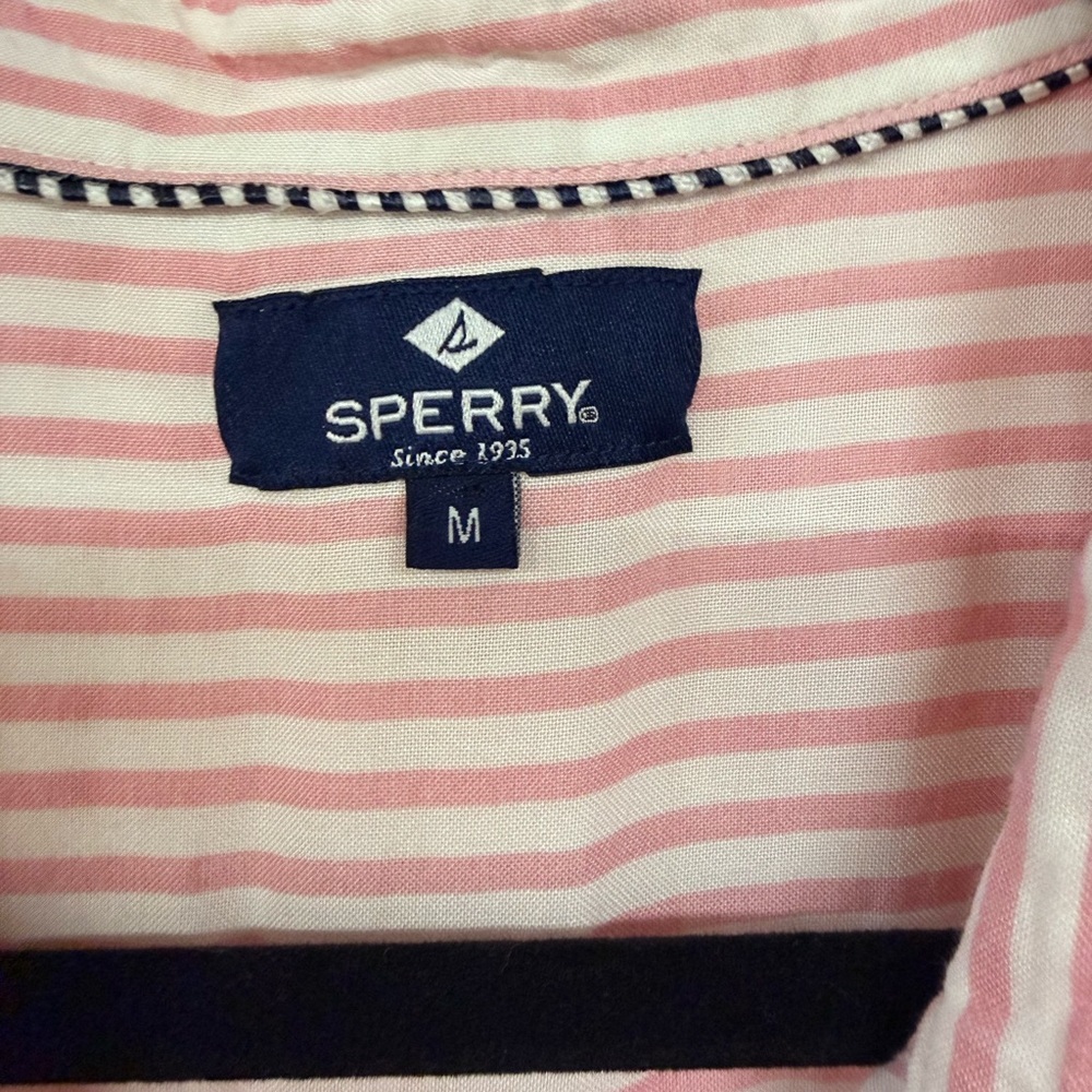 Sperry Light Pink White Stripes Roll Tab Sleeve Button Up Pockets Size Medium - Picture 2 of 6